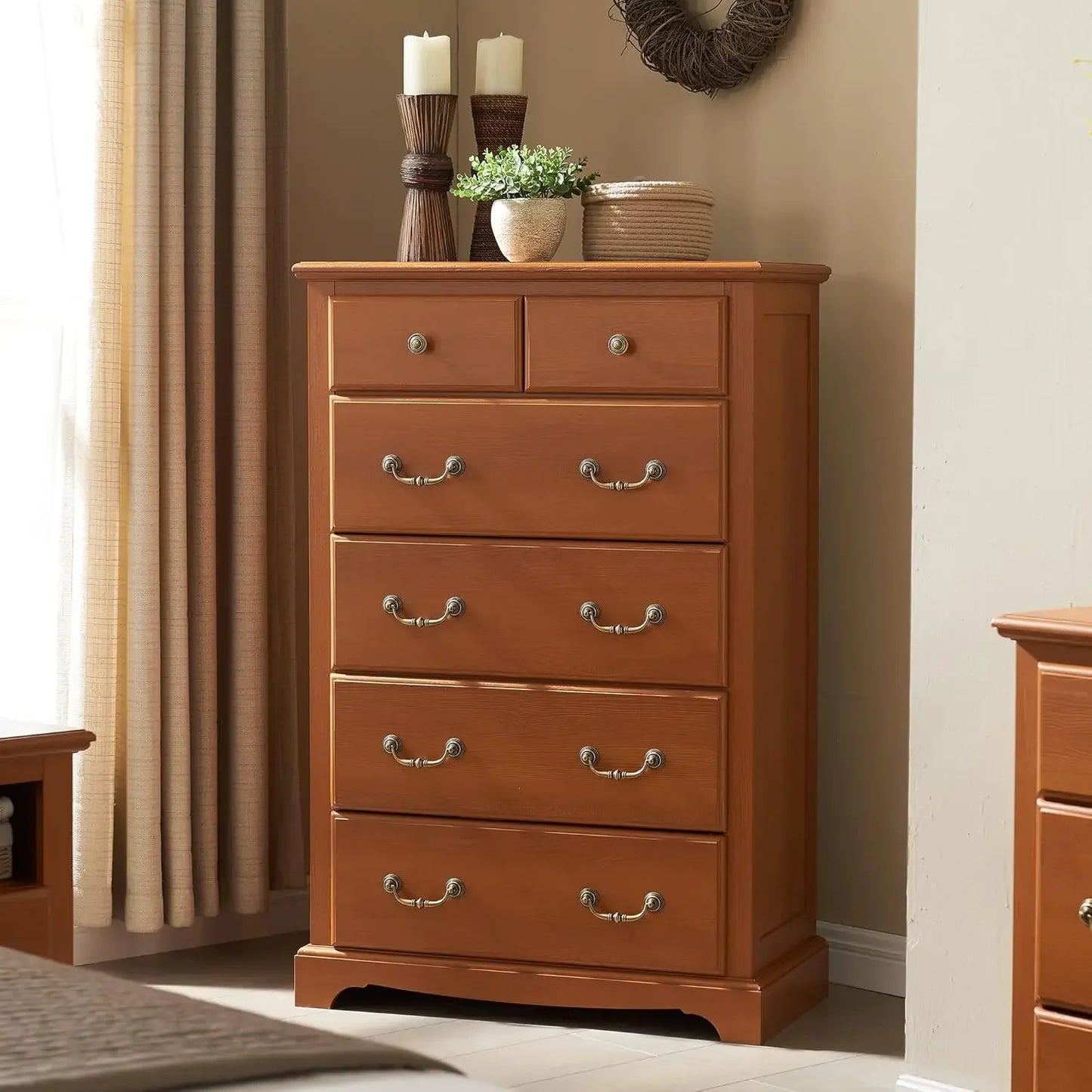 OCTAVIA Vintage 6-Drawer Chest of Drawers - 32'' Wide Bedroom Dresser, Classic Ball Pull Handles