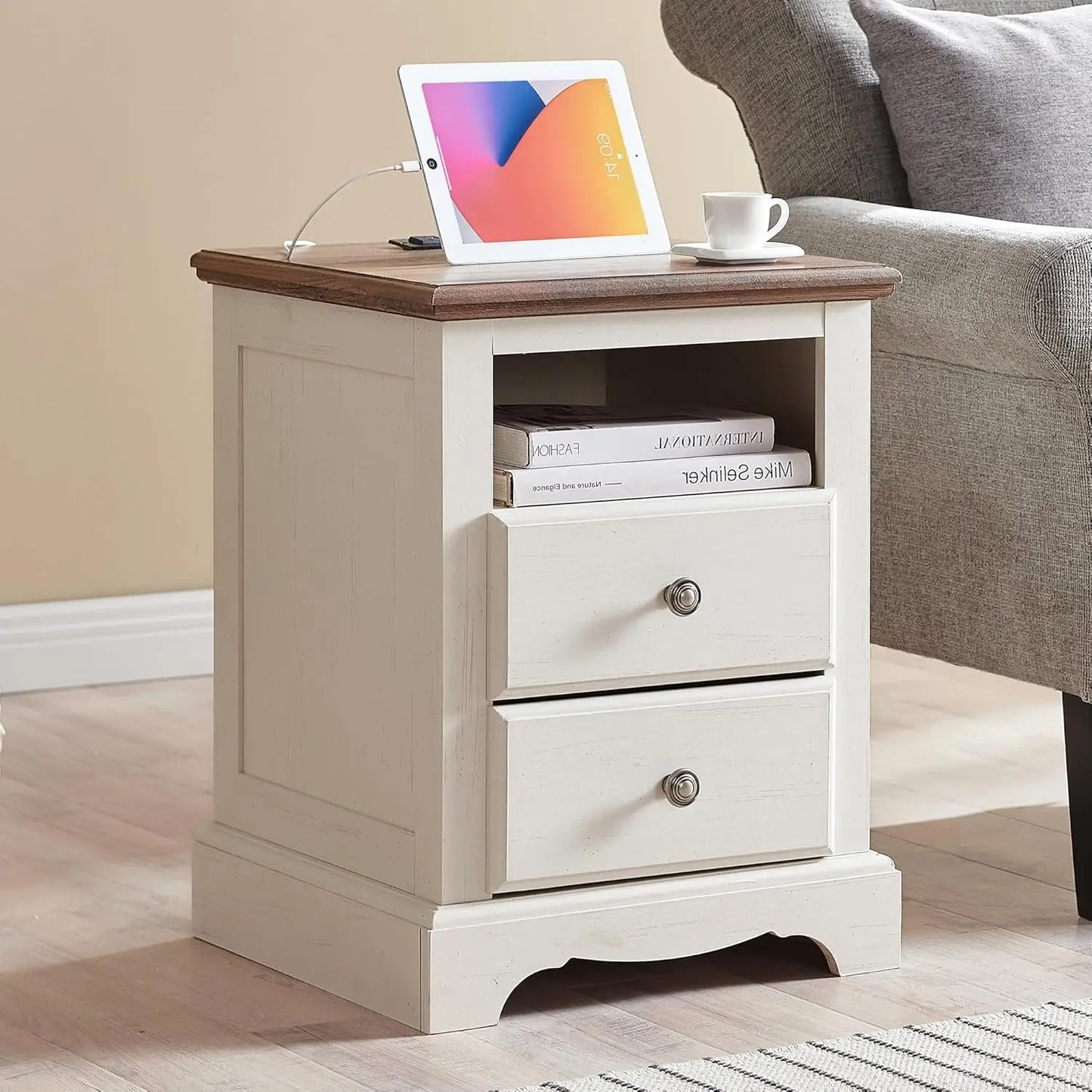 BROOKLYNN Vintage 18'' Nightstand with Charging Station and Storage Drawers